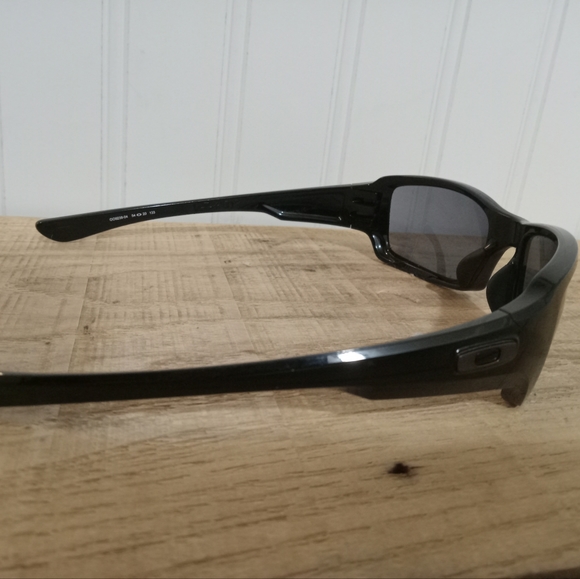 Qakley sunglasses - Picture 3 of 7